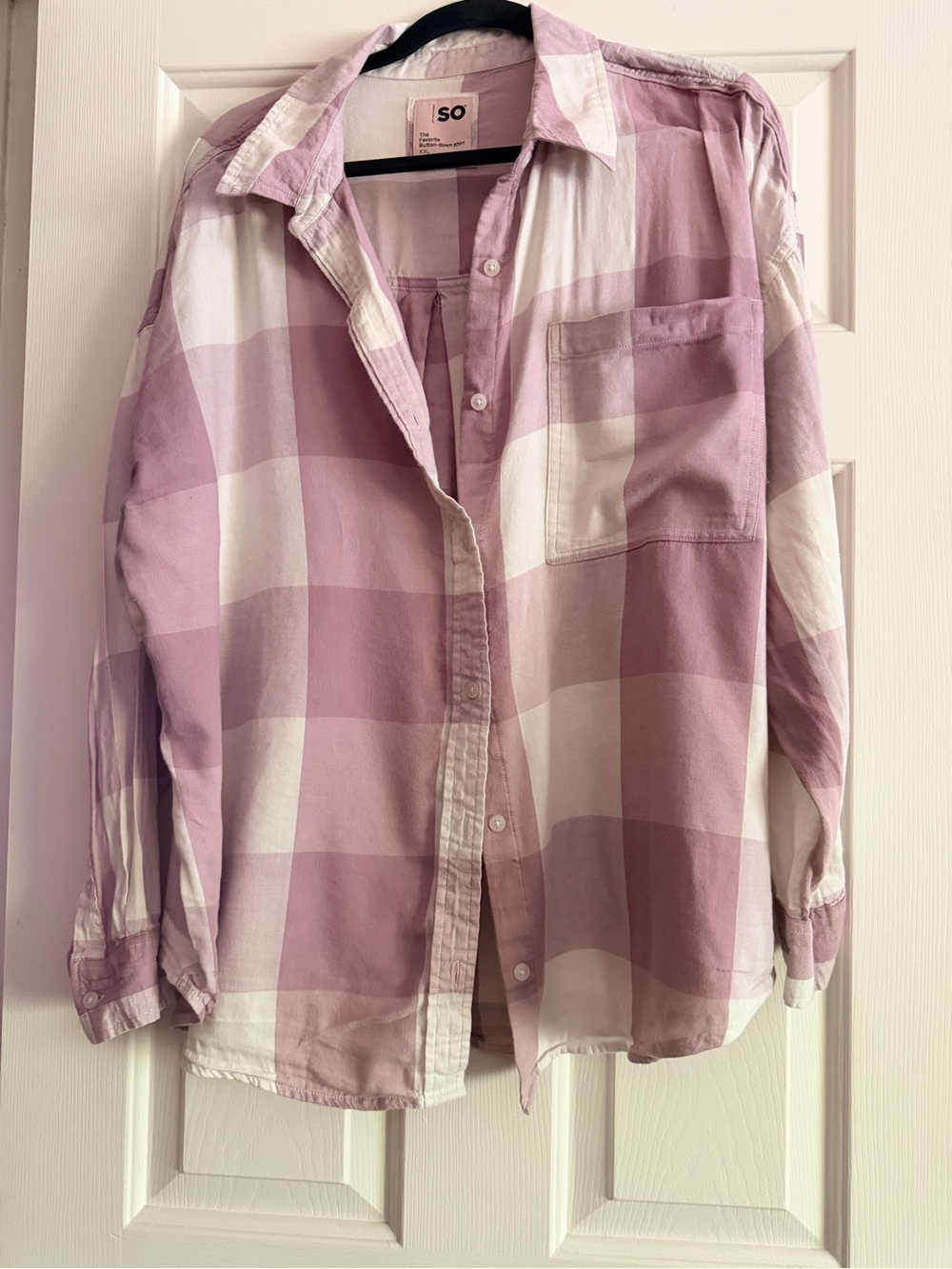 SO Pink & White Buffalo Check Button-Down Shirt